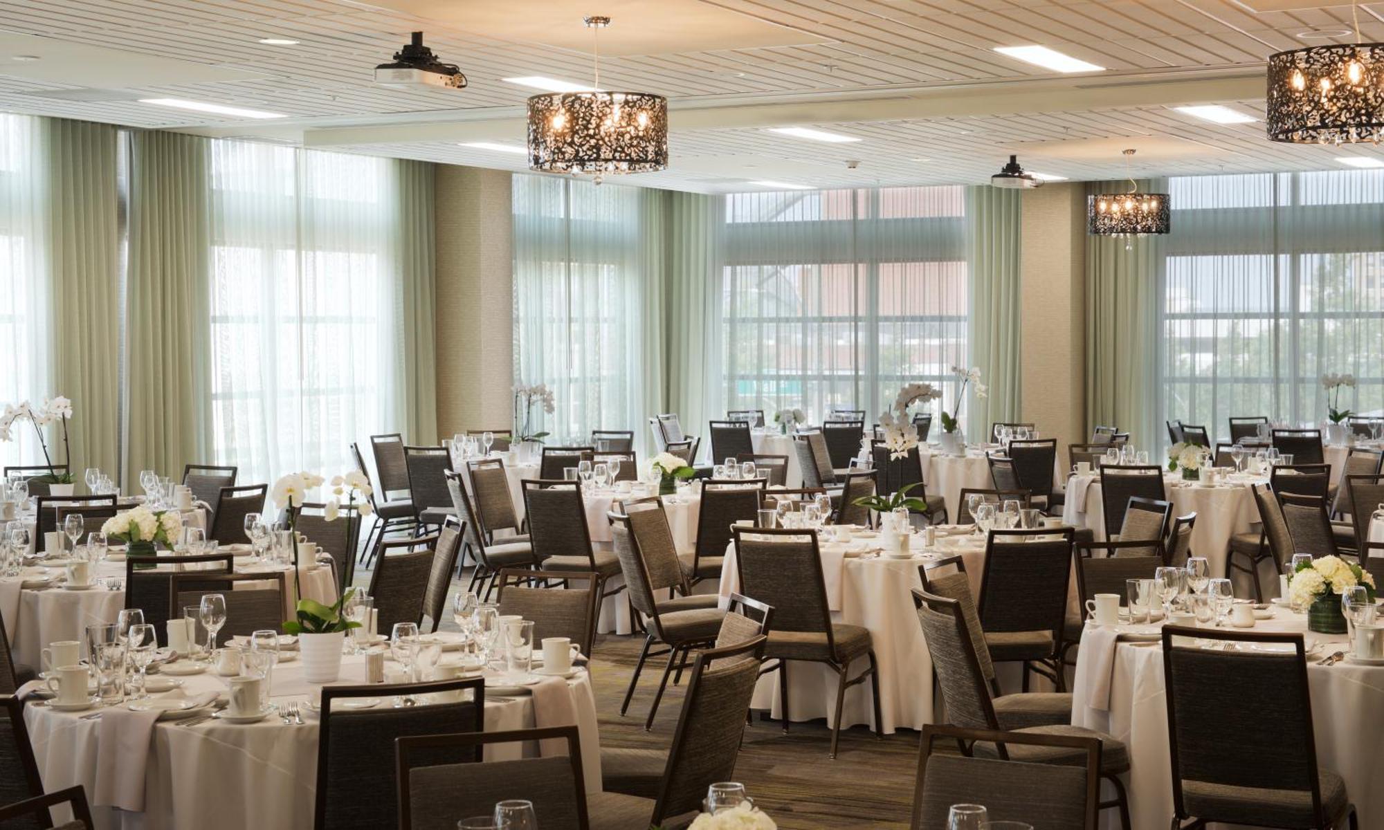 Courtyard By Marriott Seattle Everett Downtown Экстерьер фото