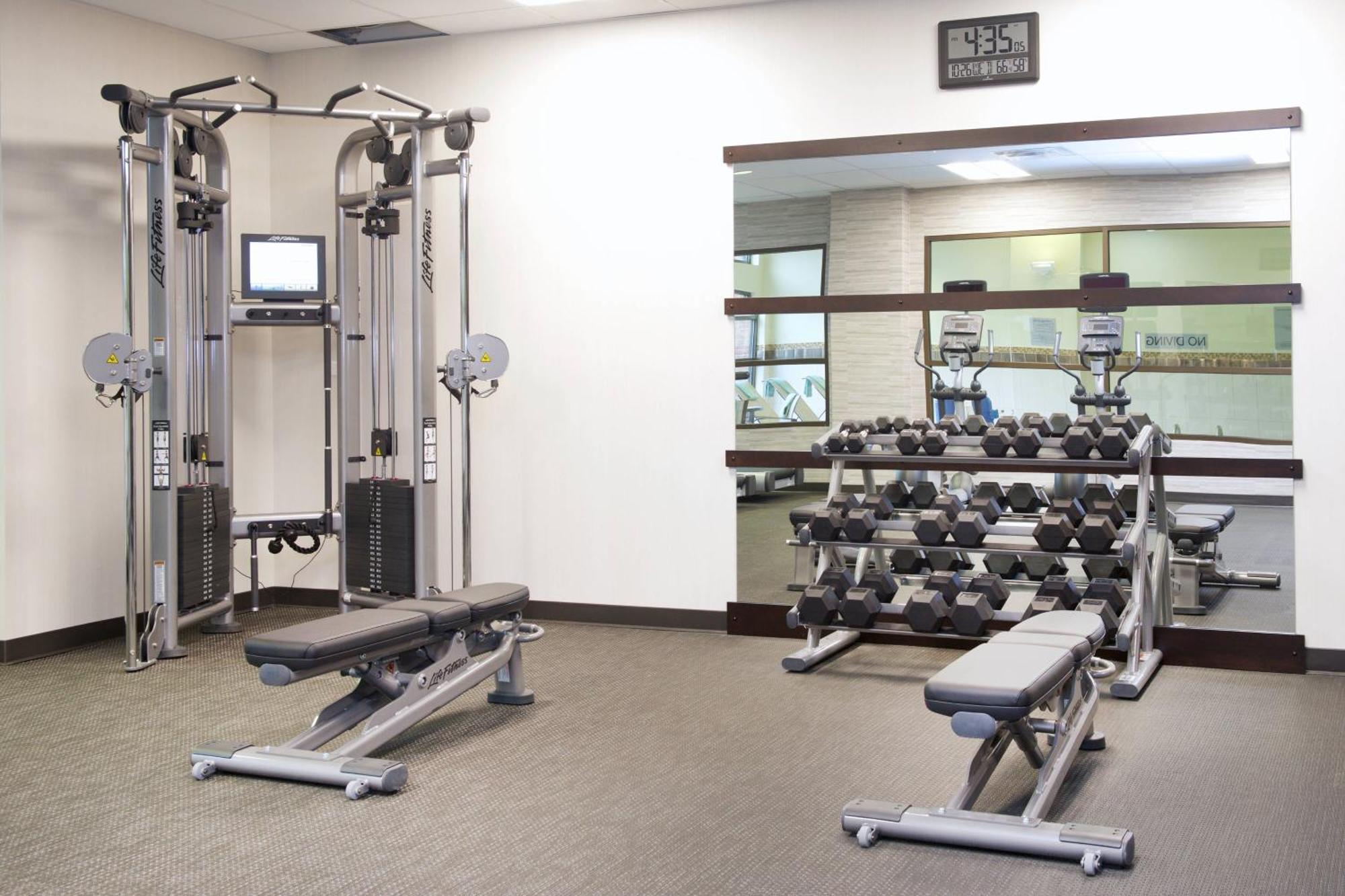 Courtyard By Marriott Seattle Everett Downtown Экстерьер фото