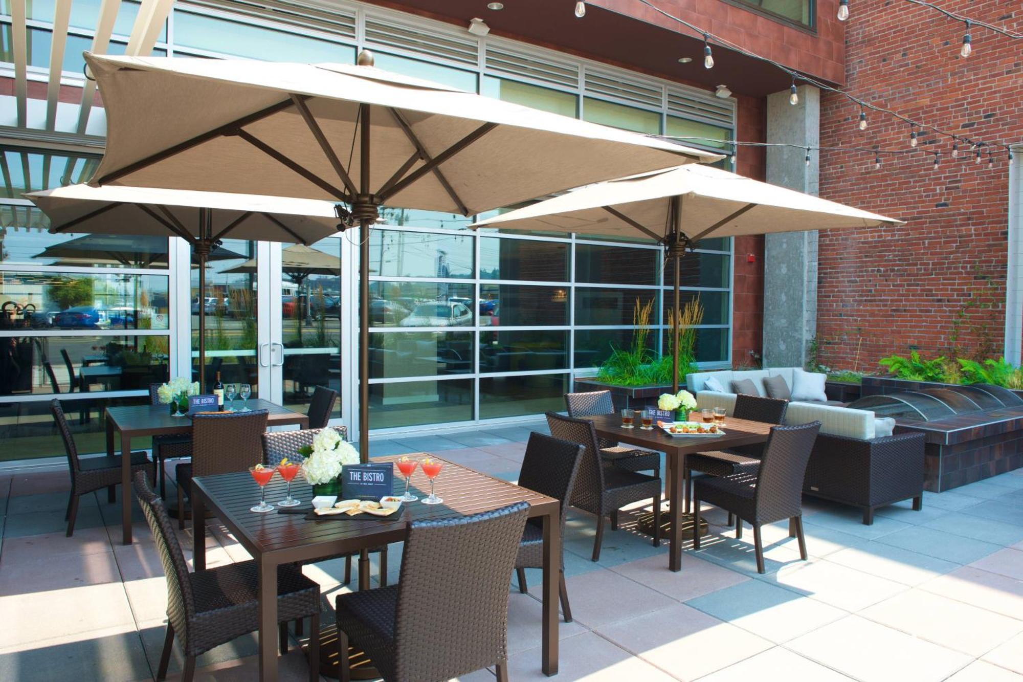 Courtyard By Marriott Seattle Everett Downtown Экстерьер фото